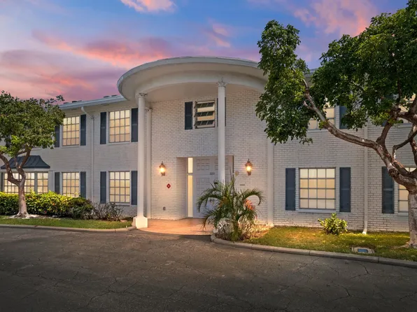 2221 NE 68th Street #922, Fort Lauderdale, FL 33308