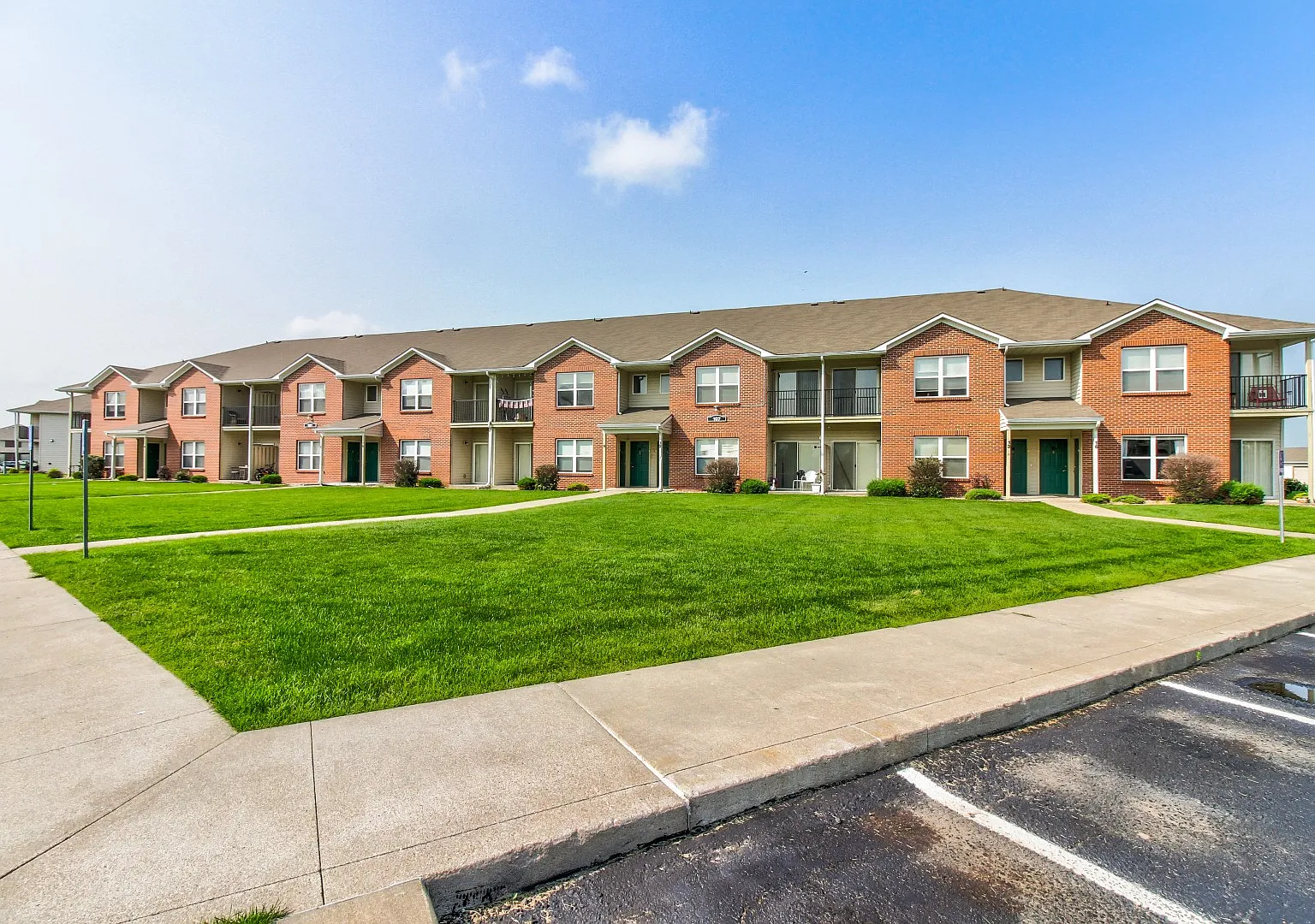 Riverbend Apartment Homes — Photo 1