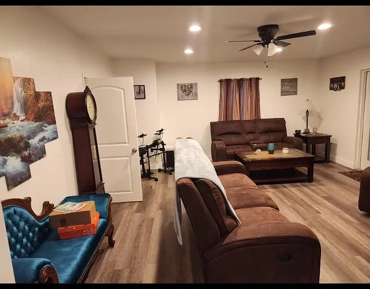 5213 32nd Ter N — Photo 3
