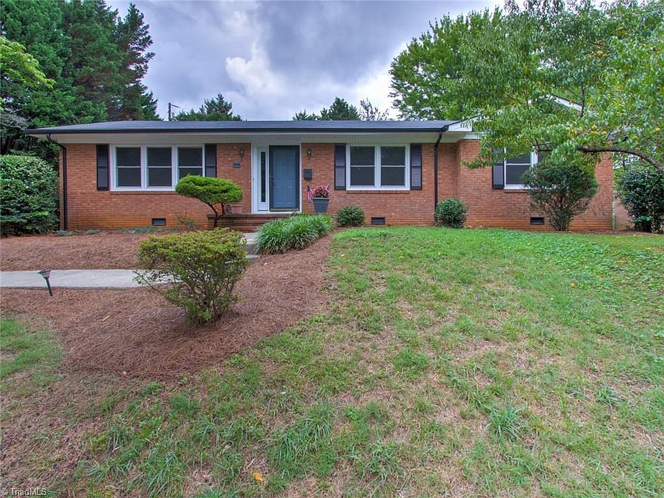 1st image of 1004 McDowell Dr