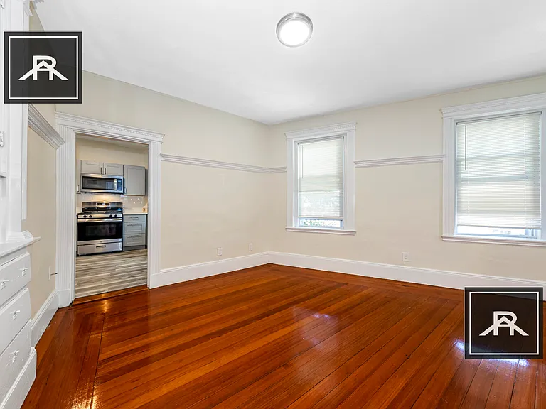 48 Brackett St #2 — Photo 23