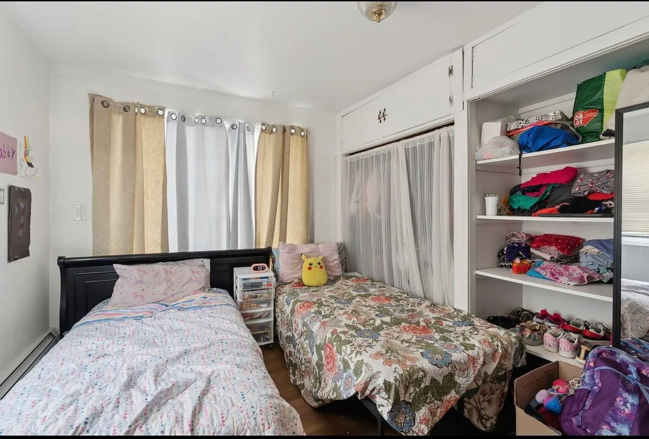 3 bed, $2,000 — Photo 3