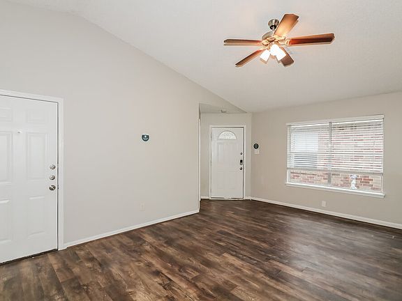 5th image of 7733 Ellis Dr