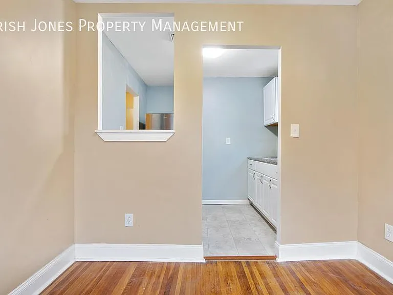627 Kenmore Ave #UPPER — Photo 8