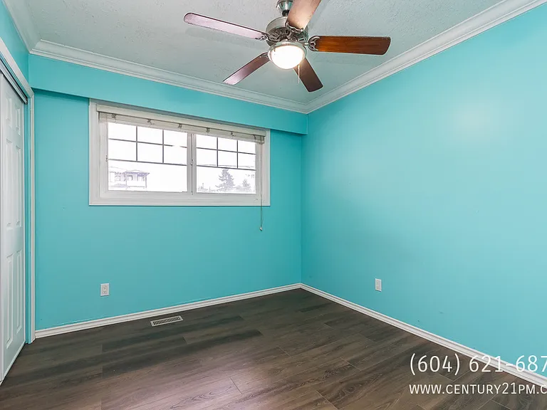 2088 Majestic Cres #UPPER — Photo 24