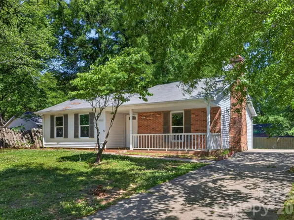 5911 Morninglow Ct, Charlotte, NC 28212