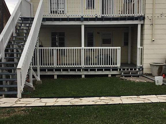 2nd image of 434 W Rosewood Ave