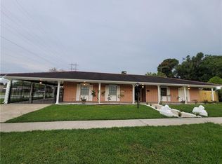 192 Willow Dr, Gretna, LA 70053