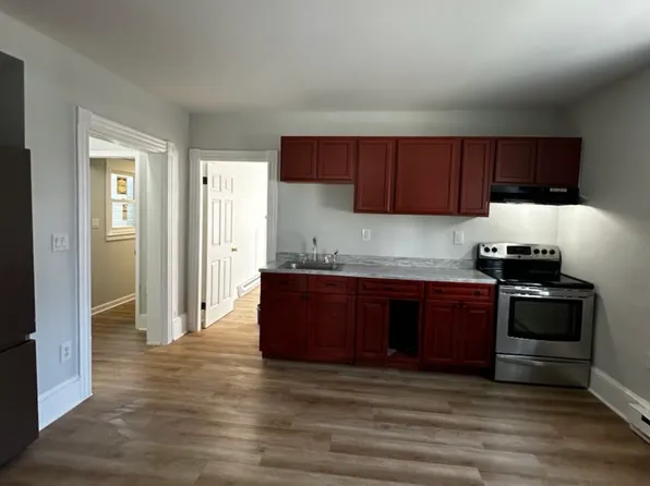 533 W John St #1, Martinsburg, WV 25401