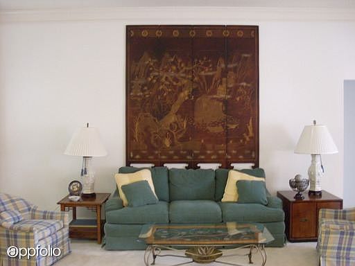 5th image of 6409 Daviswood Ct