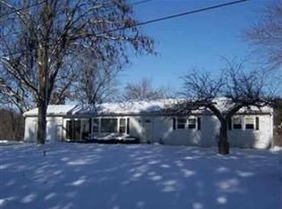 1001 E Mallwood Dr, Edgerton, WI 53534