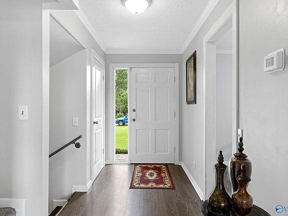 3rd image of 1201 Elm Cir