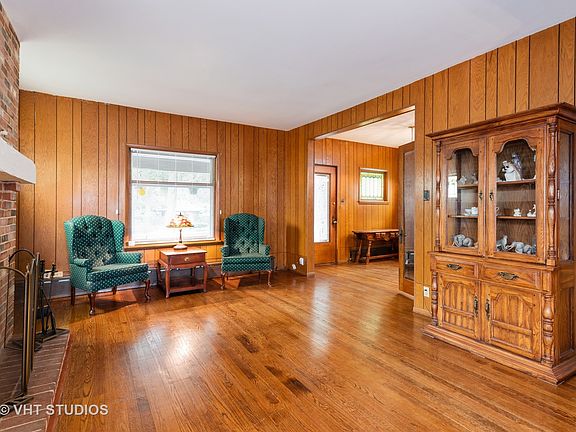 4th image of 5033 W Catalpa Ave