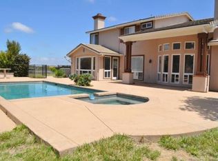 511 Latigo Row, Encinitas, CA 92024