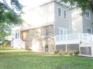 6098 Amboy Rd, Staten Island, NY 10309