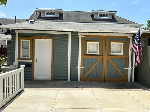 204 S Grand St Photo 1