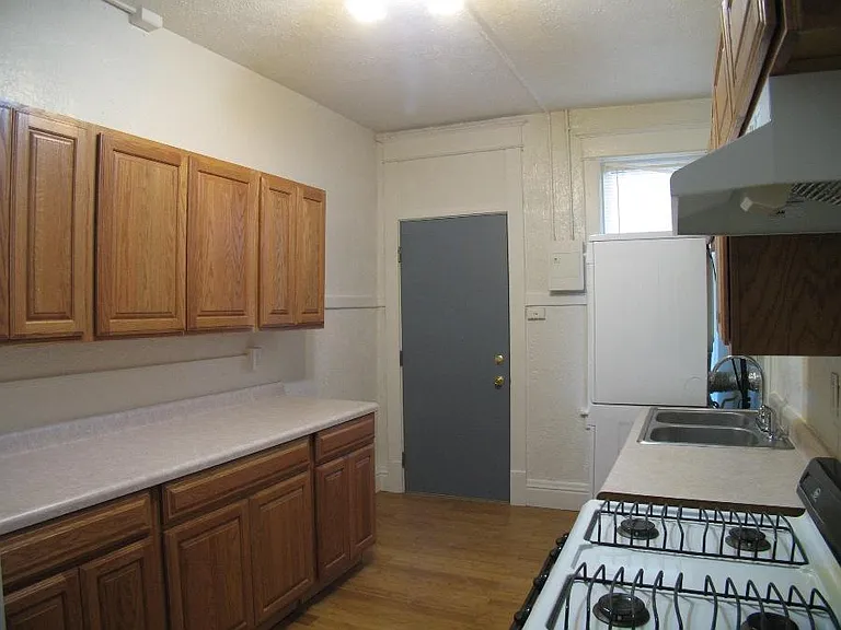 501 NE Madison Ave #C — Photo 8