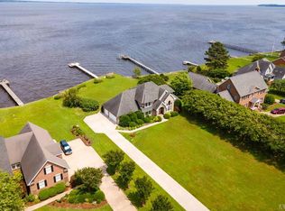 608 Small Dr, Elizabeth City, NC 27909