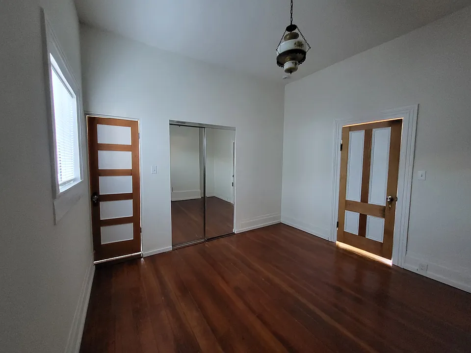 2166 Kearney Ave