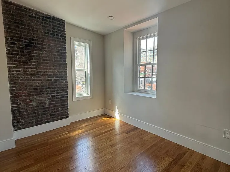 18D Winchester St #3D — Photo 18