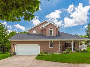 4545 Woodland Rd, Urbana, OH 43078