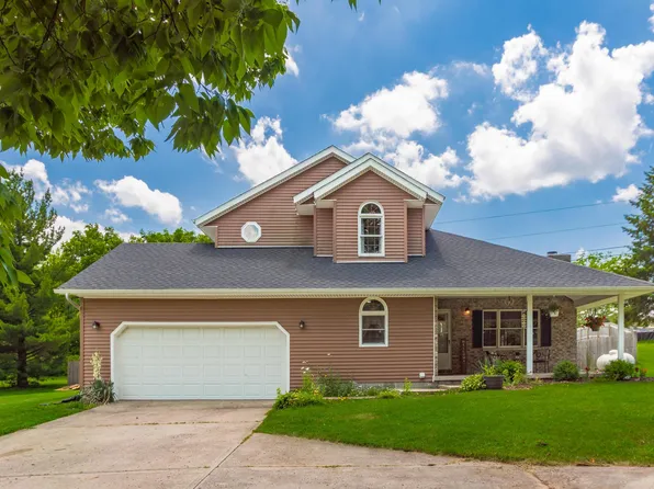 4545 Woodland Rd, Urbana, OH 43078