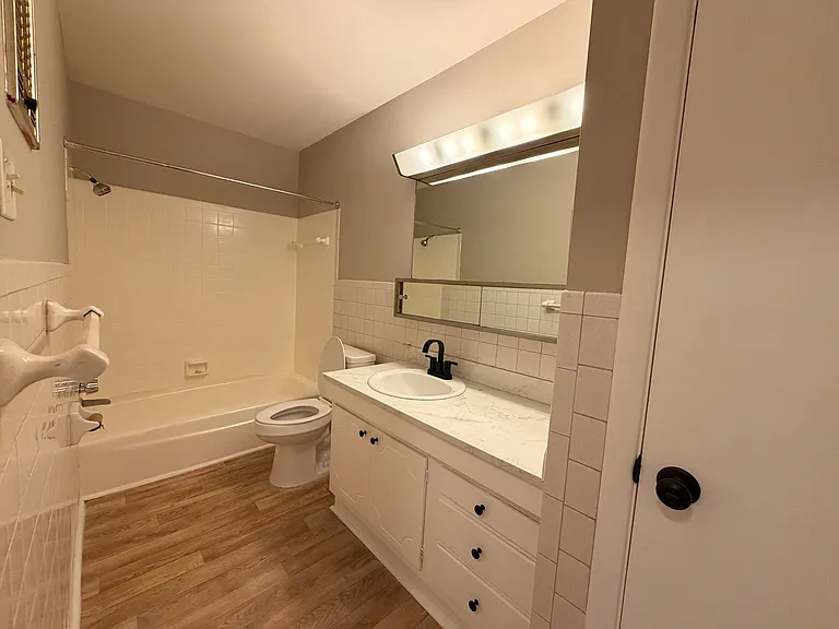 3637 Taliluna Ave #A3 — Photo 14