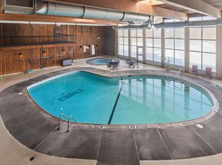 450 Ford Rd Unit 313, Saint Louis Park, MN 55426