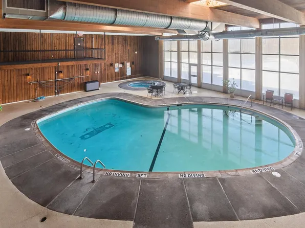 450 Ford Rd Unit 313, Saint Louis Park, MN 55426