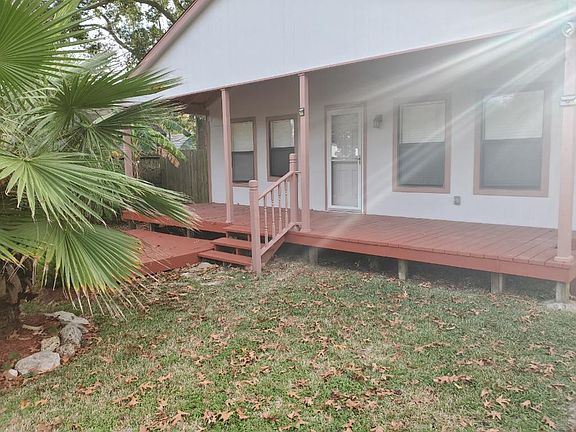 2nd image of 4114 Bayshore Dr