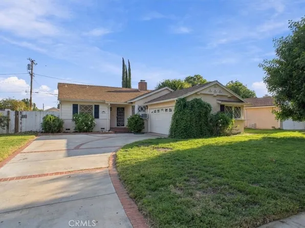 20412 Lorne St, Winnetka, CA 91306