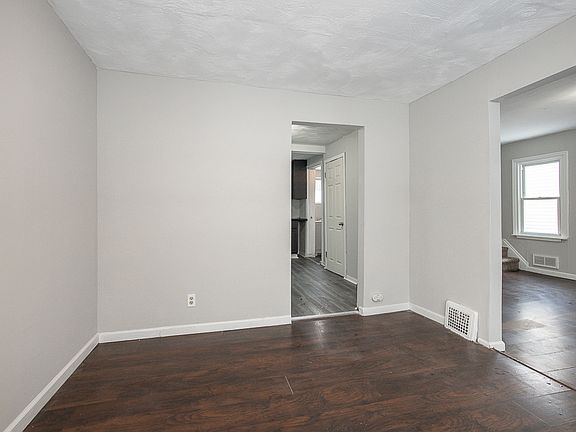 5th image of 3409 W 86th St