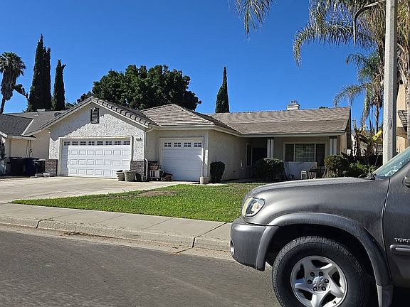 2nd image of 444 W Windsor Dr