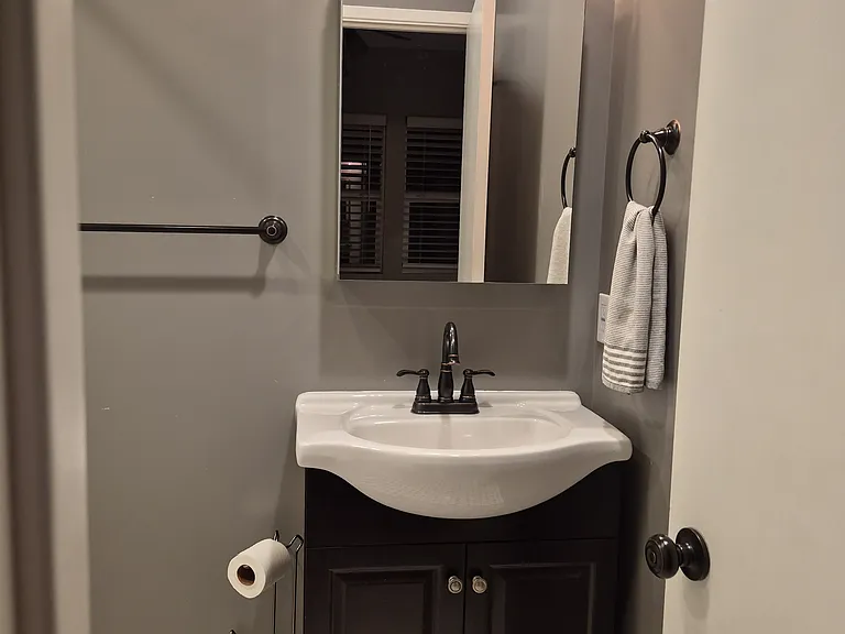 502 1/2 S Ivy Ave #502-1/2 — Photo 5