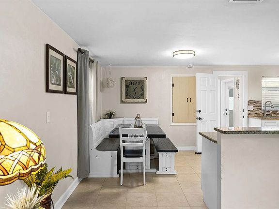 5th image of 5201 15th Ave S #1