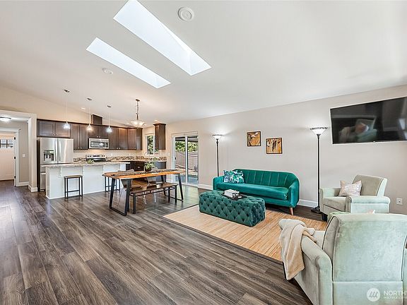 5th image of 8515 166th Street Ct E