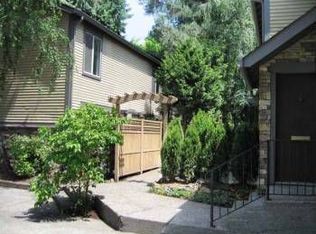 816 SE 27th Ave, Portland, OR