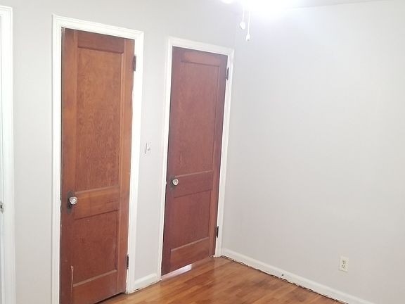 5th image of 5066 Phillips Dr
