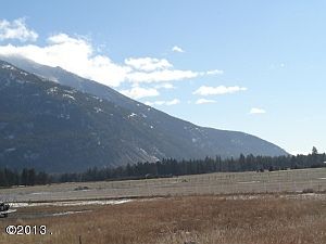 2nd image of 207 Columbia Range Dr