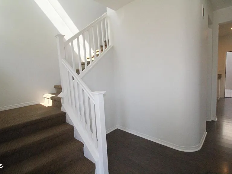 3139 Lisbon Ln — Photo 4