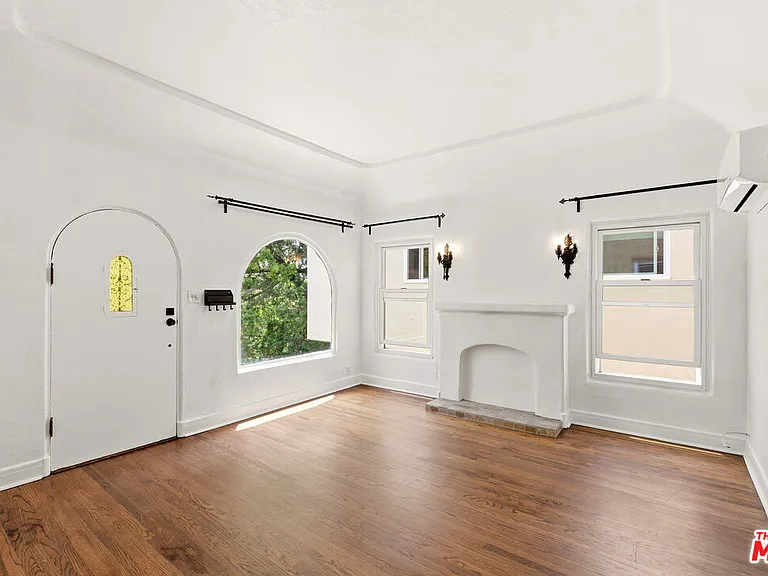 4429 Finley Ave #1/2 — Photo 4
