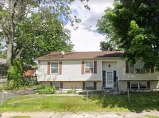 494 Halsted St, East Orange, NJ