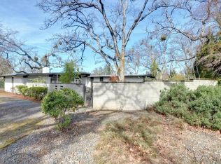 211 S Groveland Ave, Medford, OR