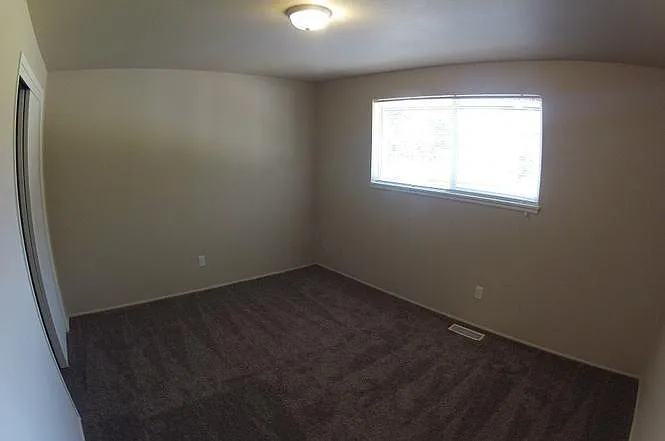 12403 Edgewood Ave SW — Photo 14