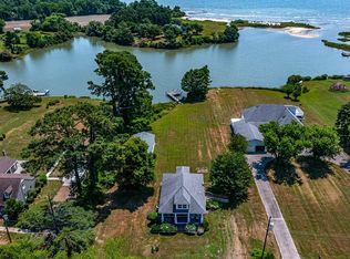 3015 Fleeton Rd, Reedville, VA 22539