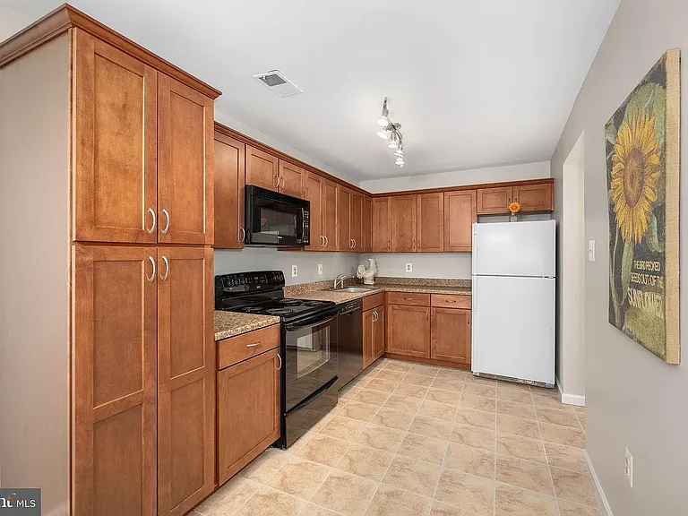 10673 Spring Oak Ct — Photo 6