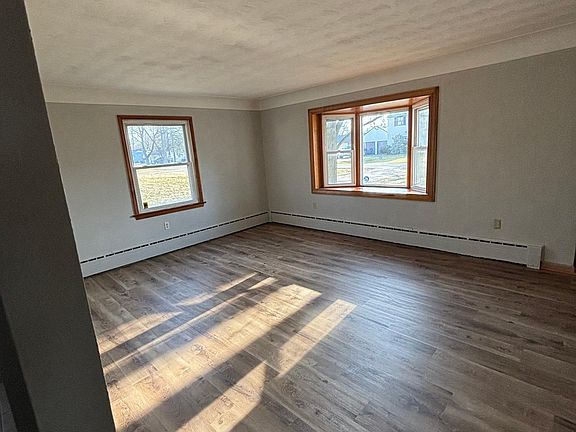 4th image of 1203 Eastgate Rd