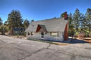 1st image of 642 Villa Grove Ave