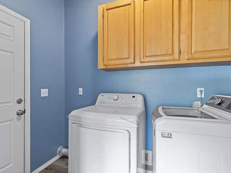 2347 N Chinook Ln — Photo 23