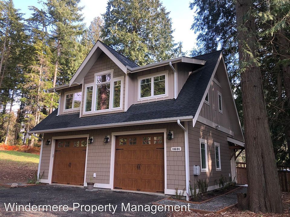 1st image of 10684 NE Byron Dr